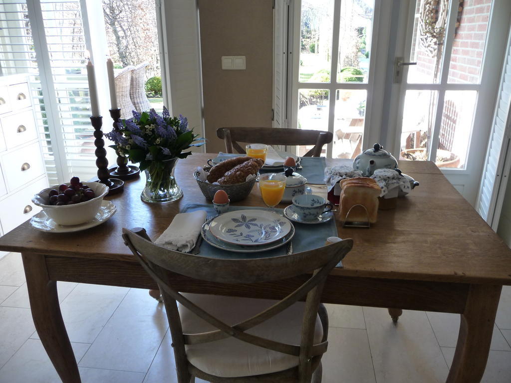Bed&Breakfast Het WinterkoninkjeZuid-Scharwoude エクステリア 写真